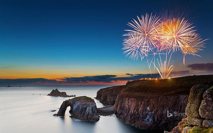 Cornwall Fireworks at Lands End 2017 Bing Wallpape.., HD wallpaper