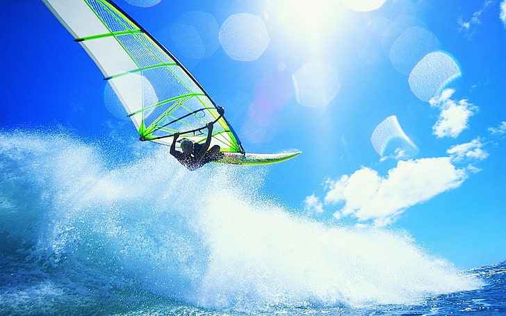 طائرة شراعية خضراء ورمادية ، ركوب أمواج ، أمواج ، رياضة ، ضوء الشمس ، البحر، خلفية HD