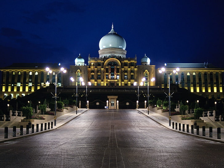 ماليزيا ، بوتراجايا ، القصر ، العمارة ، إنارة الشوارع، خلفية HD