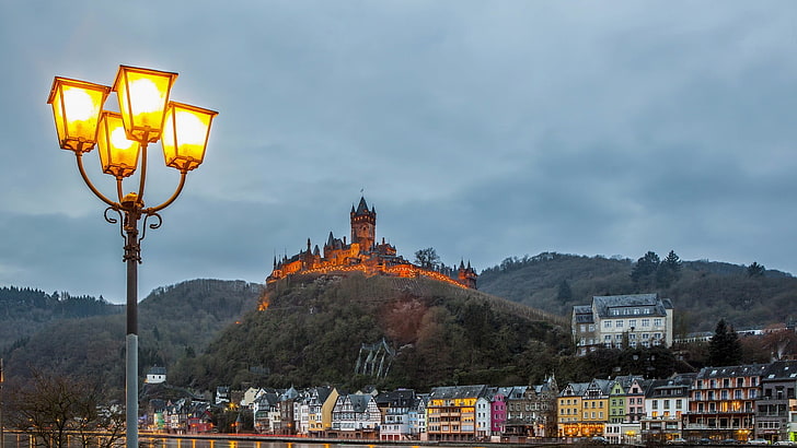 white and brown concrete building, architecture, cityscape, building, old building, castle, clouds, Cochem, Germany, lights, hills, house, street light, lamp, HD wallpaper