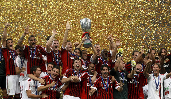 maillot de football rouge, Milan, pato, gattuso, seedorf, bouclier, milan ac, coupe italie 2012, scudetto, Fond d'écran HD