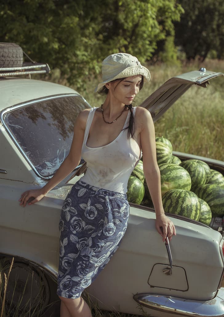 women, brunette, hat, women outdoors, car, watermelons, David Dubnitskiy, HD wallpaper