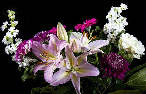 ดอกไม้สีม่วง, ลิลลี่, กุหลาบ, เยอบีร่า, เบญจมาศ, คาร์เนชั่น, ลูเซียส, ดอกไม้, ช่อดอกไม้, วอลล์เปเปอร์ HD HD wallpaper
