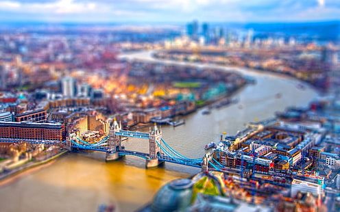 fotografi tilt-shift Tower Bridge, foto udara miniatur kota dan jembatan, London, Inggris, River Thames, sungai, jembatan, Tower Bridge, tilt shift, cityscape, kota, Wallpaper HD HD wallpaper