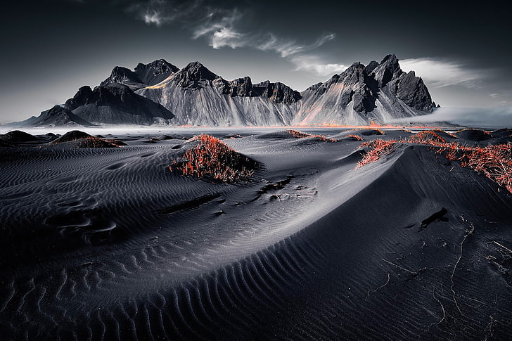 foto em tons de cinza do deserto, Islândia, paisagem, natureza, escuro, montanhas, HD papel de parede