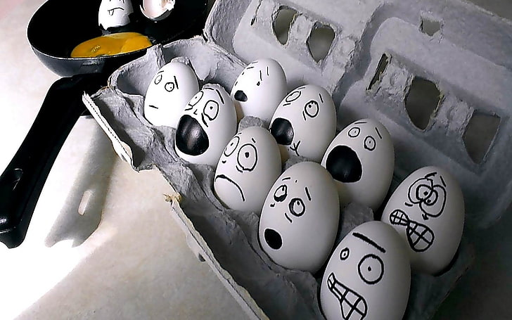 eggs horror persons-food drinks HD wallpaper, tray of eggs with emoticon drawings, HD wallpaper