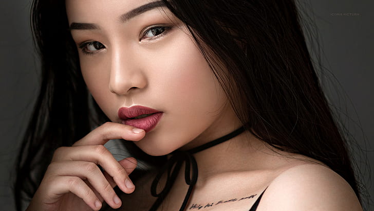 femmes, asiatique, tatouage, visage, portrait, doigt sur les lèvres, rouge à lèvres rouge, Fond d'écran HD