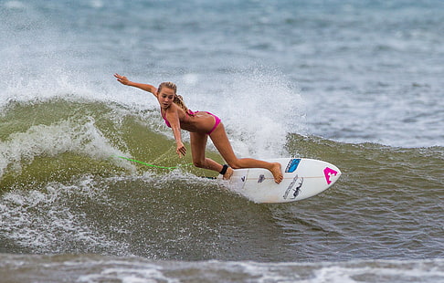 Dziewczyna surfuje, biała deska surfingowa, Dziewczyna surfuje, HD, Tapety HD HD wallpaper