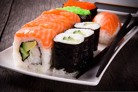 суши и кимбап, палочки, роллы, суши, японская кухня, HD обои HD wallpaper