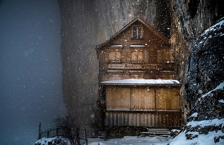 casa in legno marrone a 2 piani, natura, paesaggio, inverno, neve, montagne, casa, Svizzera, Alpi, hotel, fiocchi di neve, roccia, Sfondo HD