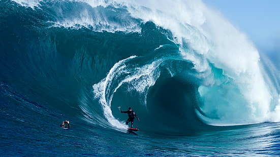 man surfs on big wave during daytime, Surfing, man, sports, ocean, wave, HD wallpaper HD wallpaper