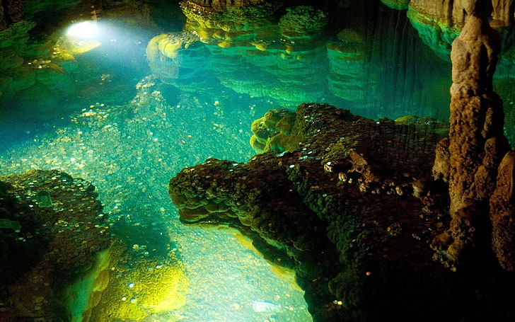 Luray Caverns Dream Lake-Nature Photo Wallpaper, образуване на кафяви камъни, HD тапет