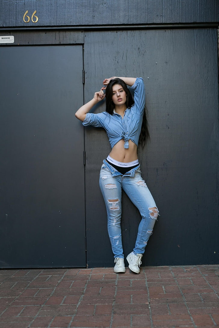 Natalie Gibson, model, wanita, celana jeans robek, Calvin Klein, Wallpaper HD, wallpaper seluler