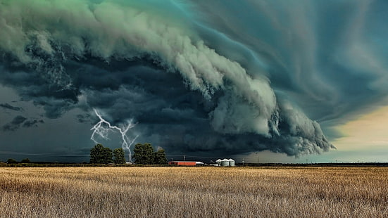 thunderstorm and lightning, photography, nature, landscape, Supercell, lightning, farm, storm, clouds, field, HD wallpaper HD wallpaper