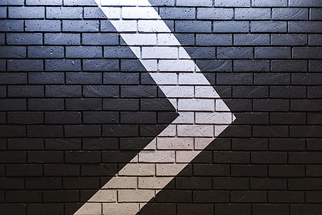 mur de brique noir et blanc, mur, brique, flèche, Fond d'écran HD HD wallpaper