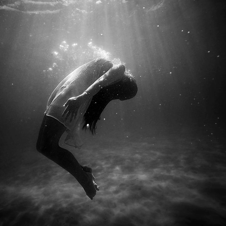 black and white, dead, die, diving, drowning, dying, person, underwater, woman, HD wallpaper