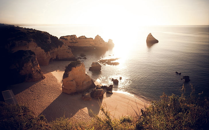 ภาพถ่ายมุมสูงของชายหาดใต้ฟ้าใสชายหาดธรรมชาติแสงแดดทะเล, วอลล์เปเปอร์ HD