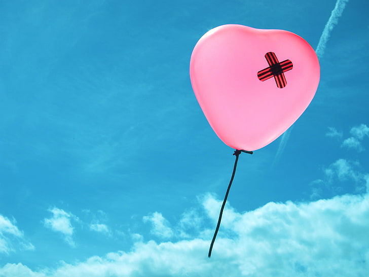 pink heart balloon flying on sky, balloon, heart, pink, sky, HD wallpaper