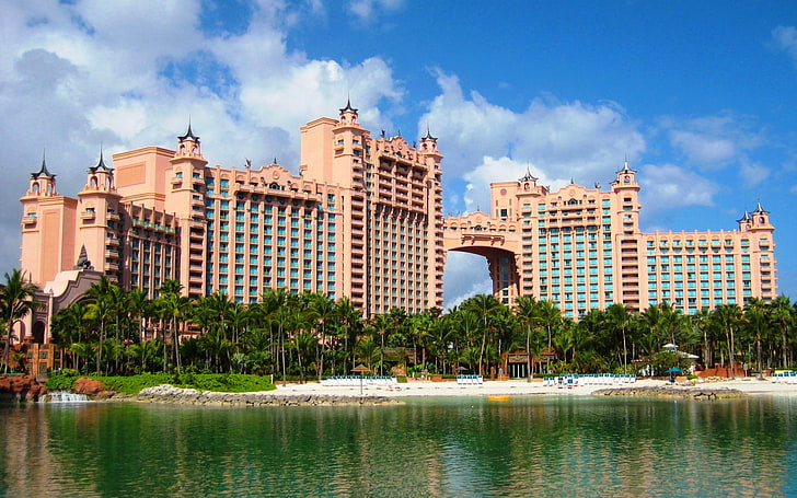 Atlantis Paradise Island Bahamas, brown concrete high-rise building, Cityscapes, , cityscape, HD wallpaper