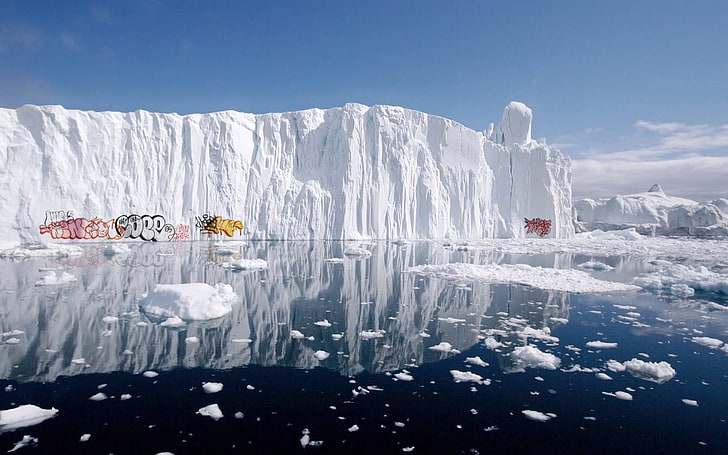 montaña de hielo, naturaleza, paisaje, mar, costa, hielo, nieve, iceberg, graffiti, reflexión, Antártida, humor, Fondo de pantalla HD