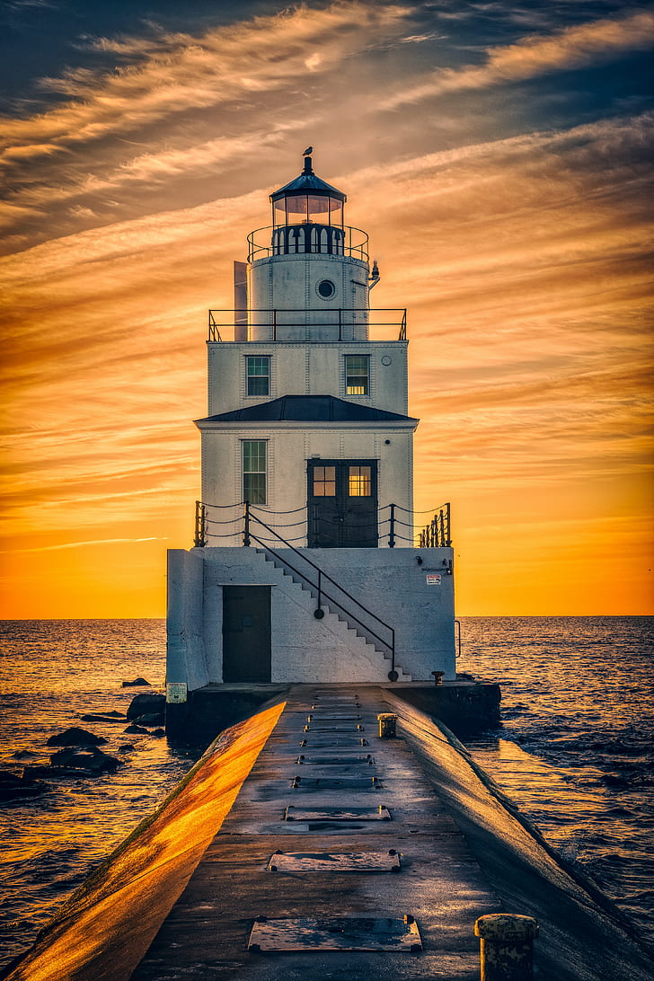 lighthouse, sea, water, building, sky, HD wallpaper