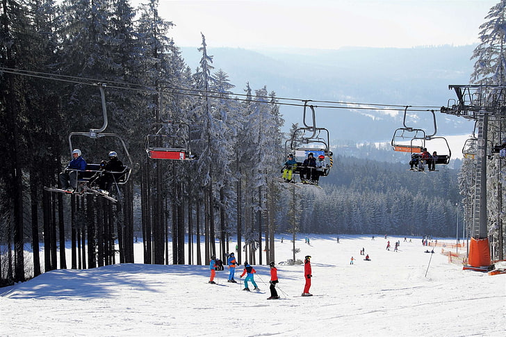 chair lift, lipno, mountains, ski areal, ski resort, skiers, skiing area, umava, the ski slope, trees, winter, winter sport, HD wallpaper