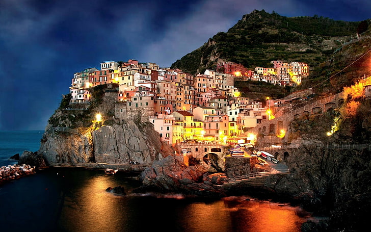 white houses, cityscape, Italy, reflection, coast, town, cliff, night, HD wallpaper