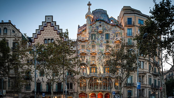 barcelona, ​​españa, europa, casa battlo, hito, ciudad, edificio, gaudí, arquitectura, atracción turística, casa, Fondo de pantalla HD