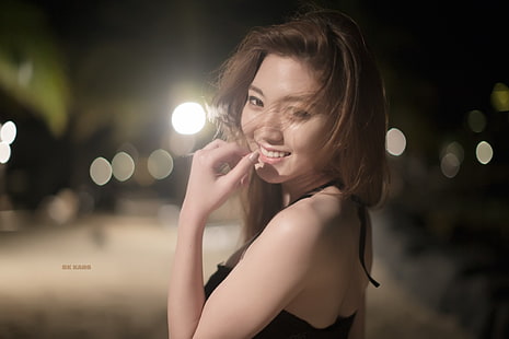 Schwarzes Damen-Neckholderoberteil, Chae Eun, Koreanerin, Asiatin, Brünette, Model, Frauen, Frauen im Freien, HD-Hintergrundbild HD wallpaper