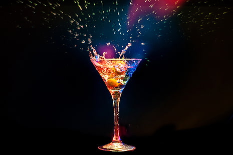 Ilustración de copa de martini multicolor, chorro, fondo, vidrio, cóctel, Fondo de pantalla HD HD wallpaper