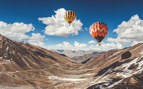 Heißluftballonfahrt in den Leh Bergen 4K, Fahrt, Ballon, Berge, Luft, heiß, Leh, HD-Hintergrundbild HD wallpaper