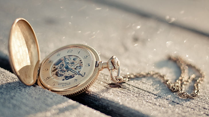 round gold-colored pocket watch, macro, arrows, watch, chain, HD wallpaper