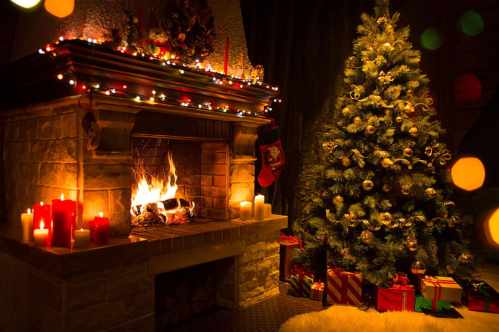 brown fireplace, fire, tree, candles, Christmas, gifts, New year, flame, fireplace, garland, HD wallpaper