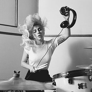 mulheres, Lady Gaga, fones de ouvido, HD papel de parede HD wallpaper