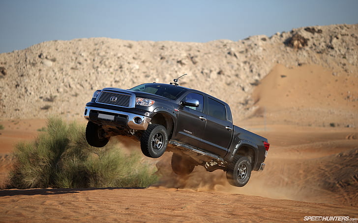 Toyota Tundra Jump Stop Action Truck Off Road HD, cars, road, toyota, action, jump, truck, stop, off, tundra, HD wallpaper