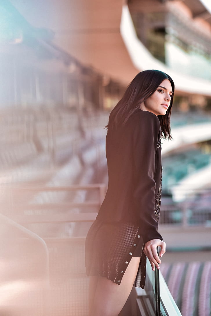 Kendall Jenner, women, model, brunette, looking into the distance, stadium, HD wallpaper