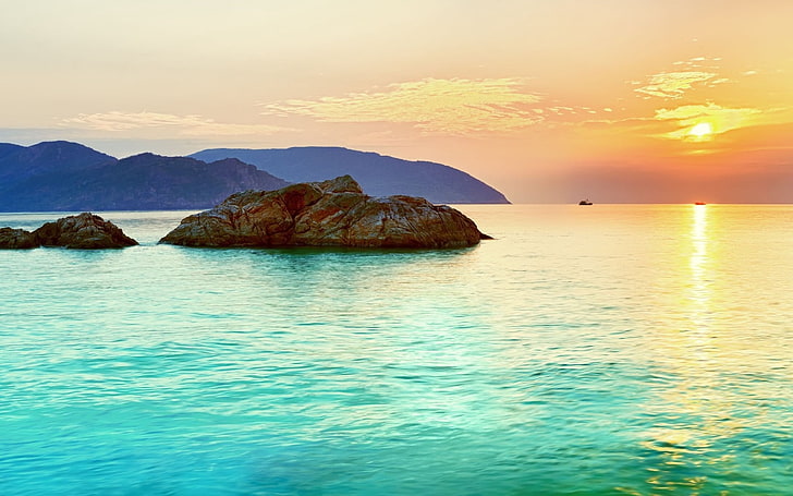 brauner Felsen umgeben von Gewässer, Horizont, Rückgang, blaues Wasser, Felsen, Ruhe, Landschaft, HD-Hintergrundbild