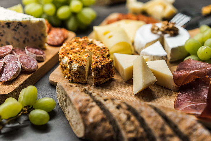 Stillleben, Brot, Essen, Trauben, Käse, Schneidebrett, Fleisch, HD-Hintergrundbild