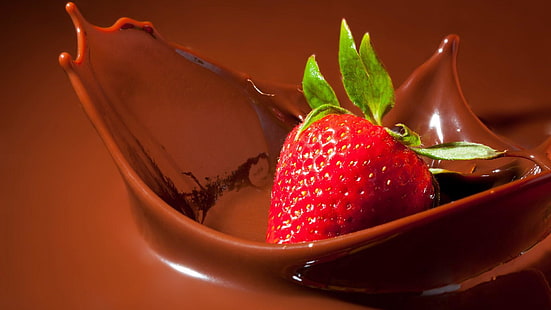 клубника, шоколад, соус, сладкий, всплеск, десерт, сладость, фрукты, еда, HD обои HD wallpaper