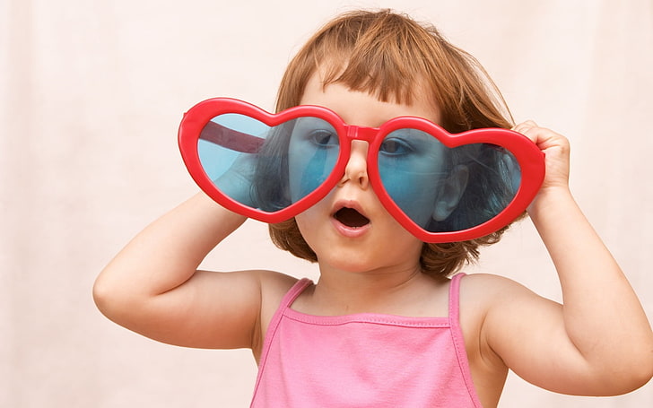 Little Girl With Heart-Shaped Glass, blue sunglasses with red frames, Baby, , red, heart, cute, lovely, HD wallpaper