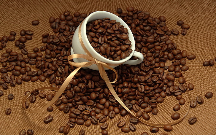 Кафе на зърна, чаша, панделка, кафе, боб, чаша, лента, HD тапет