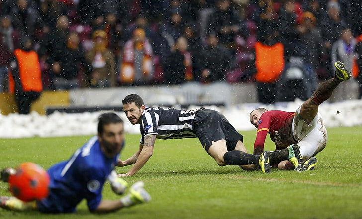 baju kaos merah pria, Wesley Sneijder, Galatasaray S.K., Juventus, Goal, Wallpaper HD
