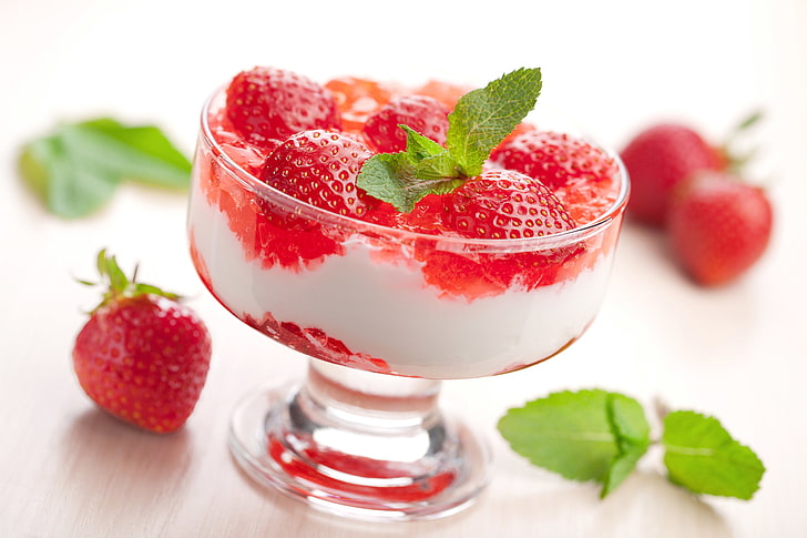 berries, food, strawberry, dessert, sweet, cream, strawberries, yogurt, HD wallpaper