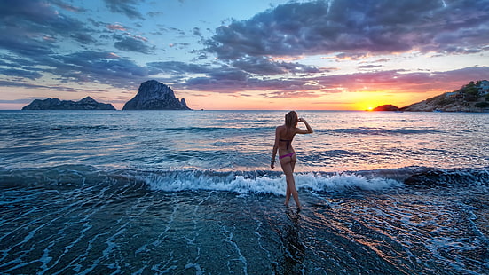 Chica puesta de sol olas del mar, Chica, Puesta de sol, Mar, Olas, Fondo de pantalla HD HD wallpaper