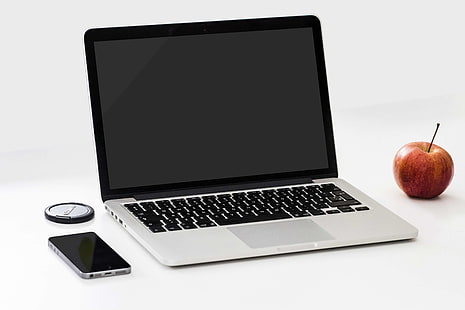 яблоко, компьютер, стол, ноутбук, macbook pro, мобильный телефон, макет, офис, экран, смартфон, технология, рабочее пространство, HD обои HD wallpaper