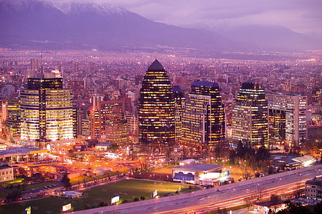 Fotografía aérea de edificios de la ciudad por la noche, paisaje urbano, Santiago de Chile., Fondo de pantalla HD HD wallpaper