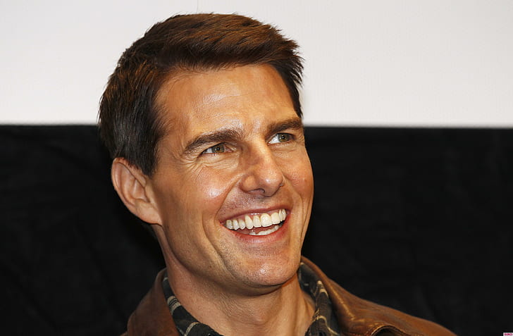 Tom Cruise dans une nouvelle coiffure avec sourire, Tom Cruise, célébrité, célébrités, Hollywood, garçons, hommes Tom, croisière, coiffure, avec, sourire, Fond d'écran HD
