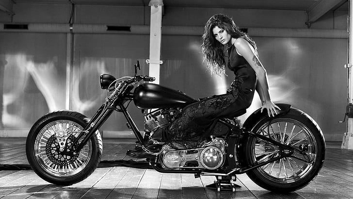 Брюнетка на Чоппере, черный чоппер, мотоцикл, мотоциклы, 1920x1080, женщина, чоппер, HD обои