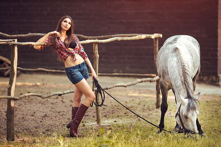 grass, girl, pose, horse, shorts, boots, figure, white, shirt, brown hair, a blade of grass, cute, fence, HD wallpaper