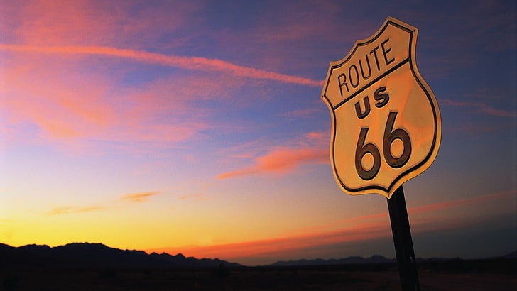 carretera, ruta 66, Estados Unidos, carretera, señal de tráfico, naturaleza, paisaje, puesta de sol, nubes, estelas de vapor, montañas, Fondo de pantalla HD
